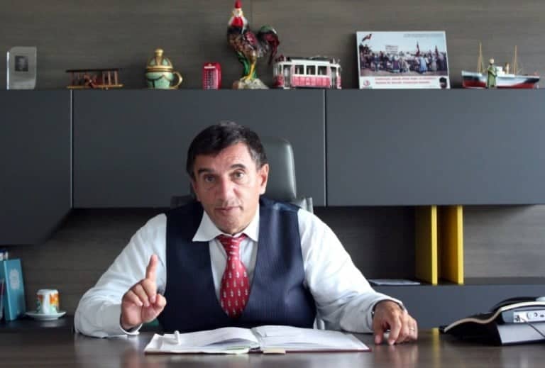 Prof. Dr. Üstün Dökmen'den Anne Babalara