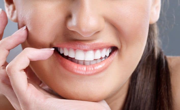 20 Yaş Dişleri İle İlgili Merak Ettiğiniz Bütün Bilgiler