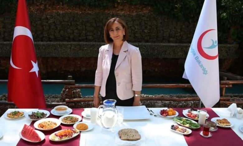Sağlık Bakanlığı'ndan Sağlıklı Bayram Sofrası İçin Öneriler