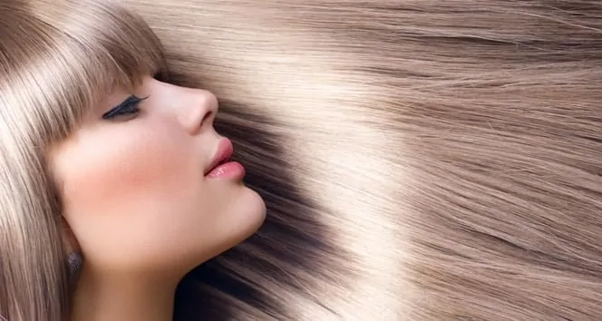 saclari parlak gostermek Saçları parlak göstermenin pratik yolları