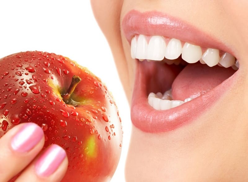 Güçlü ve sağlıklı dişler için 9 adımda doğru beslenme