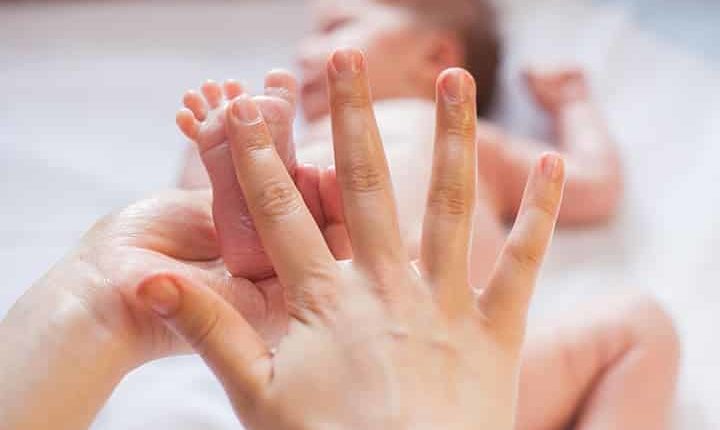 Hindistan cevizi yağı bebeklerde nasıl kullanılır? Faydaları neler?