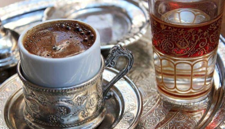 Her sabah aç karnına Türk kahvesi içerek ayda 10 kilo verin!