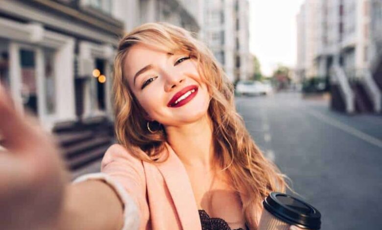 Mükemmal selfie makyajı nasıl yapılır?