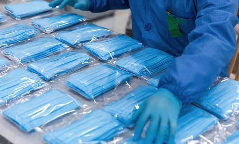 Semt pazarlarında satılan maskeler koronavirüsten 100 kat daha tehlikeli 1 Semt pazarlarında satılan maskeler koronavirüsten 100 kat daha tehlikeli