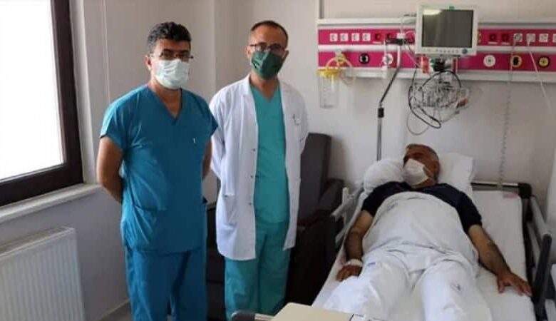 Virüs'ten korkarak hastaneye gitmeyen adam böbreğini kaybedebilir! 1 Virüs'ten korkarak hastaneye gitmeyen adam böbreğini kaybedebilir!