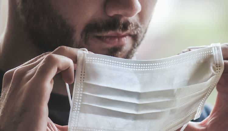Burun kıllarını kesmeyin! Koronavirüs enfekte olma riskini azaltıyor