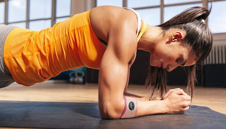 Plank egzersizi nedir, nasıl yapılır ve faydaları nelerdir?