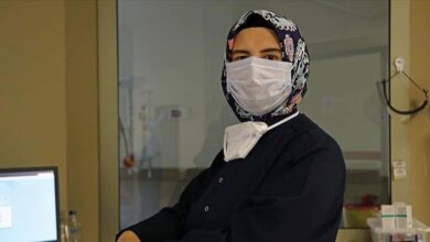 Sağlık çalışanı neslihan ünal hayatının en zor nöbetini tutuyor