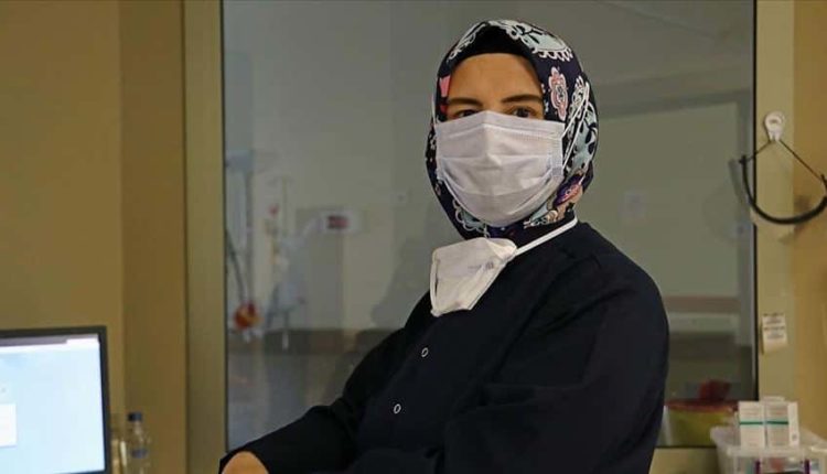 Sağlık çalışanı neslihan ünal hayatının en zor nöbetini tutuyor