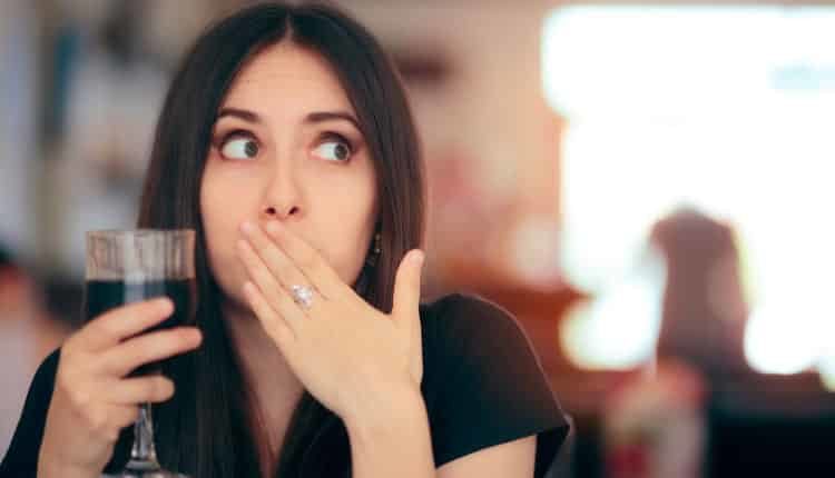 Sürekli geğirmek neden olur? Sürekli geğirmeye ne iyi gelir?