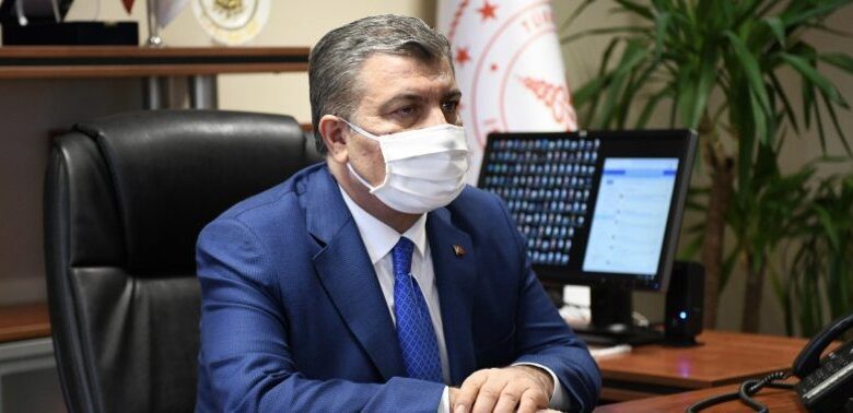 Maskesini burnunun altına indirenlere Bakan Koca'dan önemli uyarı 1 maskesini burnunun altina indirenlere bakan kocadan onemli uyari Maskesini burnunun altına indirenlere Bakan Koca'dan önemli uyarı