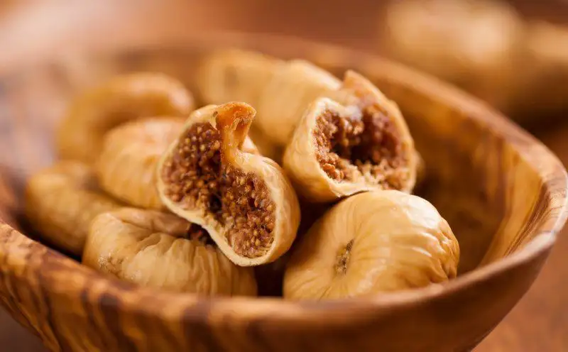 7 zeytin 1 incir diyeti nasıl uygulanır? İbrahim Saraçoğlu 100 7 zeytin 1 incir diyeti nasıl uygulanır? İbrahim Saraçoğlu