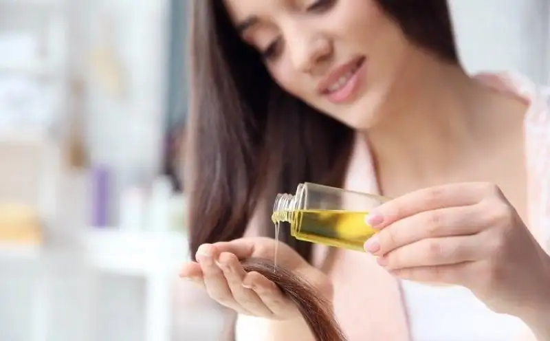 Argan yağı saç dökülmesini engeller mi, saç çıkarır mı? 74 Argan yağı saç dökülmesini engeller mi, saç çıkarır mı?