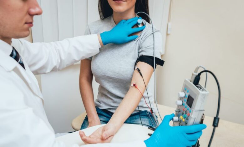 EMG hangi bölümde çektirilir, ne kadar sürer, acı verir mi? 1 EMG hangi bölümde çektirilir, ne kadar sürer, acı verir mi?