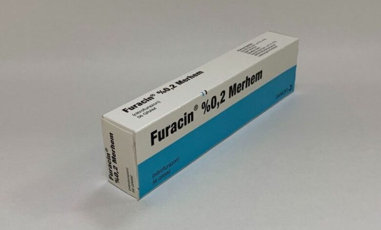 Furacin krem sivilceye iyi gelir mi, yüze sürülür mü? 1 Furacin krem sivilceye iyi gelir mi, yüze sürülür mü?