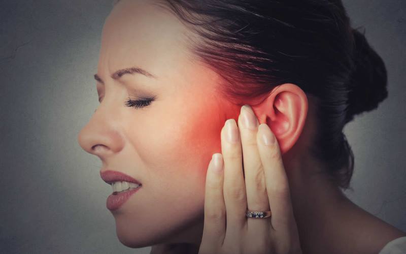 Kulak zarı çökmesi kendiliğinden geçer mi?