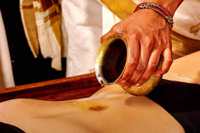 Göbek deliğine yağ sürmenin 7 harika faydası