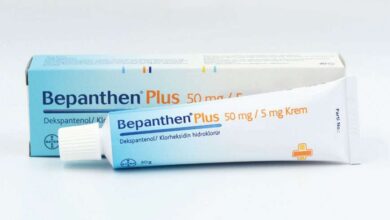 Bepanthen Plus krem ne işe yarar, sivilceye iyi gelir mi?