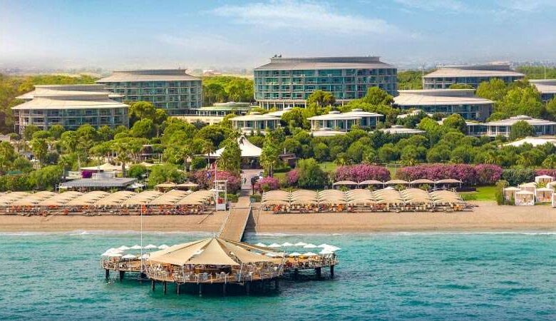 Eşsiz kumsallara sahip tatil mekanları: Ayvalık ve Belek Otelleri