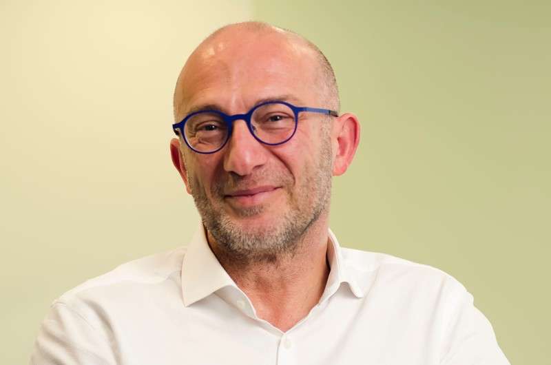 Kanserle Mücadelede Yeni Bir Çağ: Hataylı Bilim İnsanı Prof. Dr. Mehmet Toner'den Devrim Niteliğinde Buluş 4 Kanserle Savaşın Öncüsü: Prof. Dr. Mehmet Toner Kimdir?